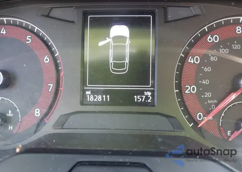 2019 Volkswagen Jetta 1.4T R-Line/1.4T S/1.4T Se z USA, uszkodzony, nr VIN 3VWC57BU3KM071164